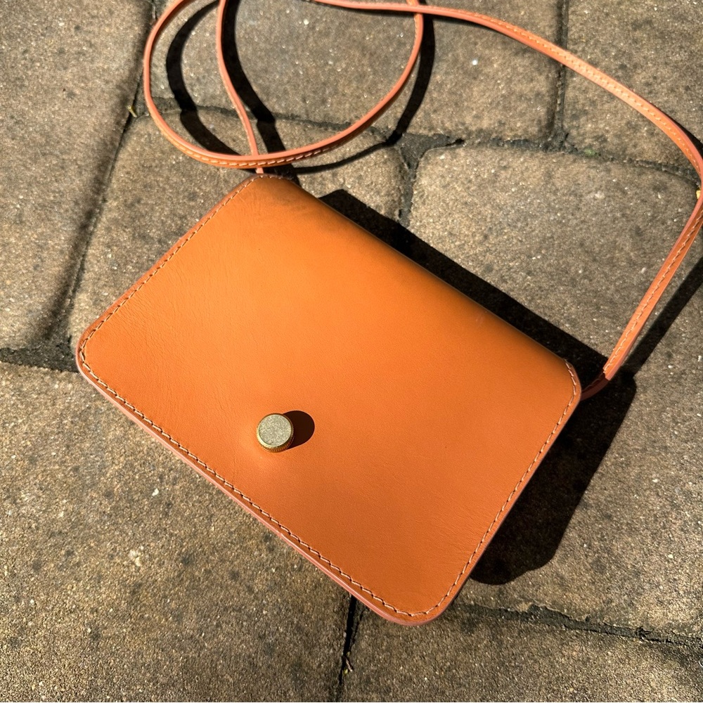 Lindquist Object Terra Cotta Vachetta Ray Bag